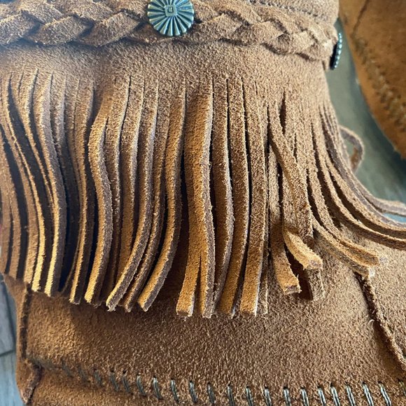 Minnetonka Hi Top Back Zip Boot - Picture 7 of 8